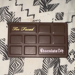 Too Faced Chocolate Chip Brown Palette